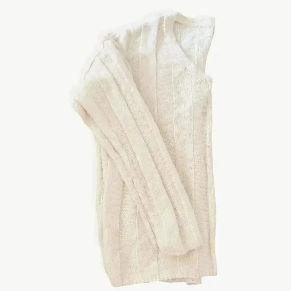 Hippie Rose Winter White V Neck Womens Sweater Sz Small